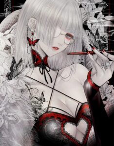 皐月恵　白蛇と白百合